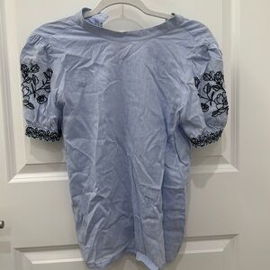 Adorable embroidered LOFT top